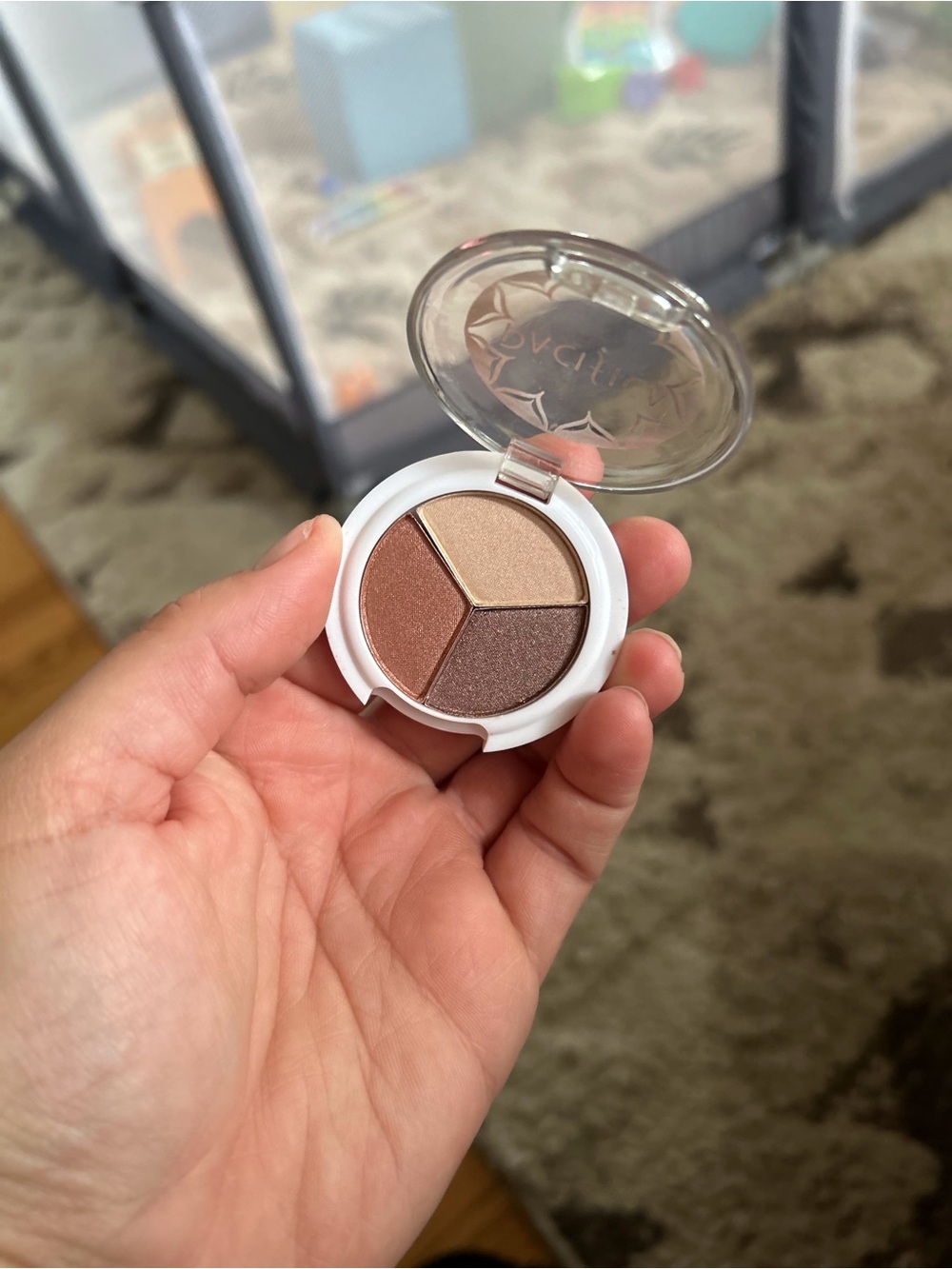 Eyeshadow bundle - Picture 4 of 7